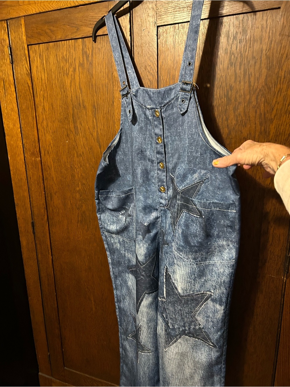Size lg bibs